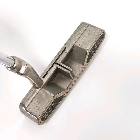 Mizuno 0704 35" Putter RH (Bad Grip) - Picture 3 of 16